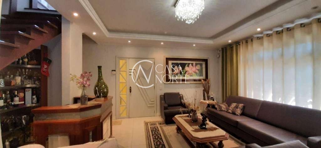 Casa à venda com 6 quartos, 390m², 4 suítes, 5 vagas, Rua Alves Torres no bairro Teresópolis em Porto Alegre