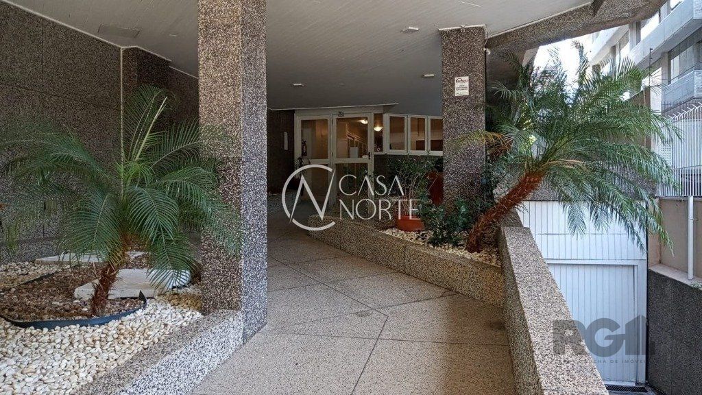 Sala Comercial à venda , 33m², Rua Felix da Cunha no bairro Floresta em Porto Alegre