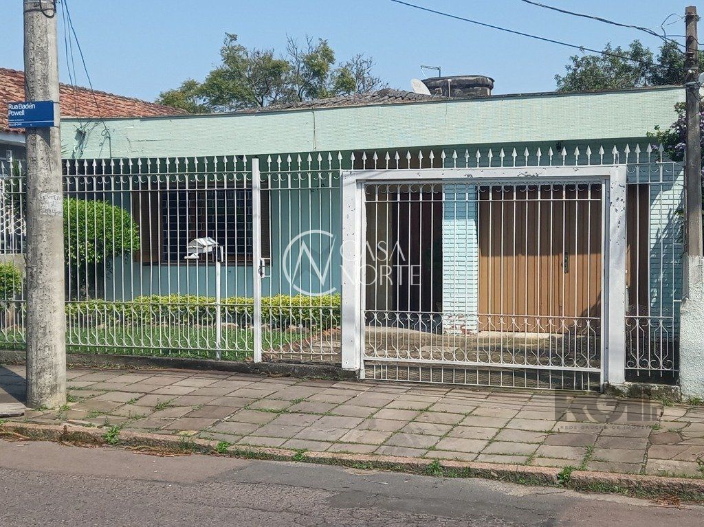 Casa à venda com 3 quartos, 159m², 2 vagas, Rua Baden Powell no bairro Sarandi em Porto Alegre