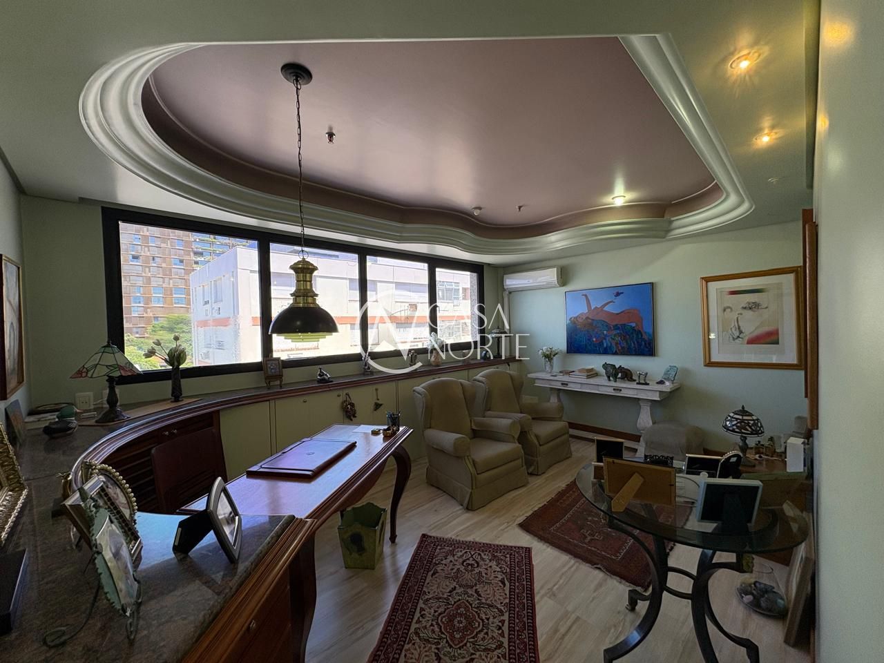 Sala Comercial à venda com 2 quartos, 40m², 2 vagas, Avenida Luiz Manoel Gonzaga no bairro Três Figueiras em Porto Alegre