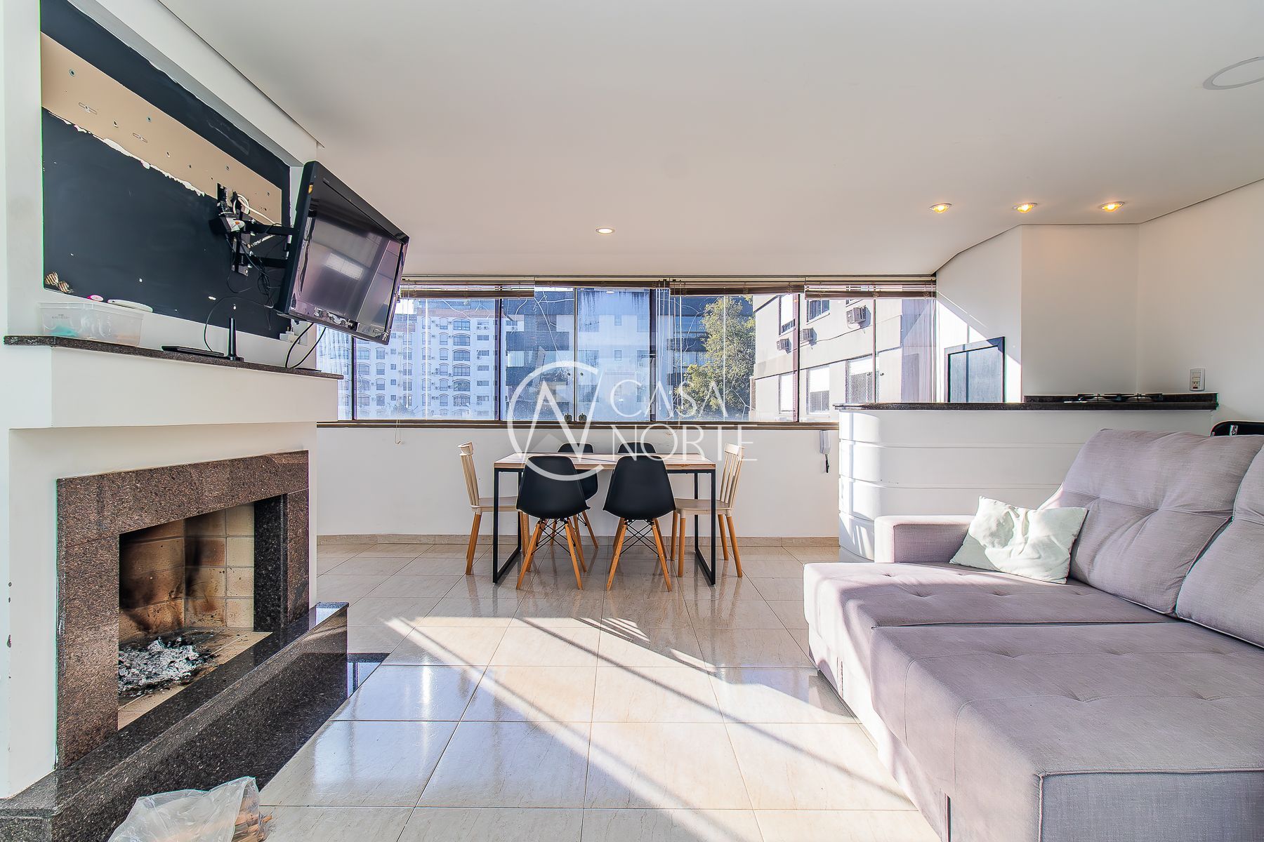 Apartamento à venda com 2 quartos, 86m², 1 suíte, 1 vaga, Rua Anita Garibaldi no bairro Mont Serrat em Porto Alegre