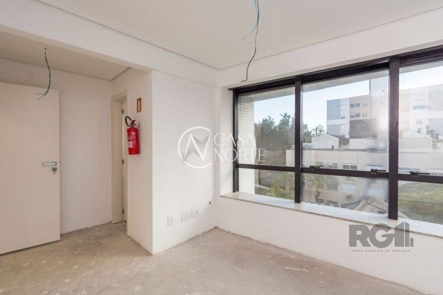 Sala Comercial à venda , 40m², 1 vaga, Rua Luzitana no bairro Higienópolis em Porto Alegre