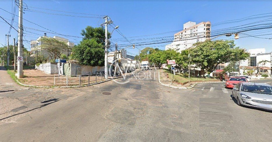 Terreno à venda  com 324m², Rua Correa Lima no bairro Santa Tereza em Porto Alegre