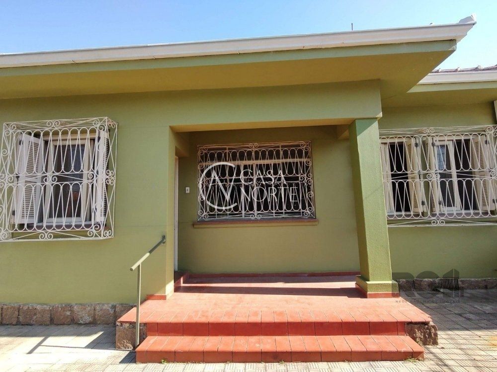Casa à venda com 4 quartos, 164m², 3 vagas, Rua Onze de Agosto no bairro São João em Porto Alegre