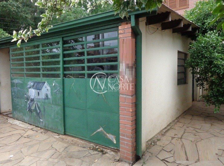 Casa à venda com 5 quartos, 200m², 1 suíte, 4 vagas, Avenida Professor Oscar Pereira no bairro Glória em Porto Alegre