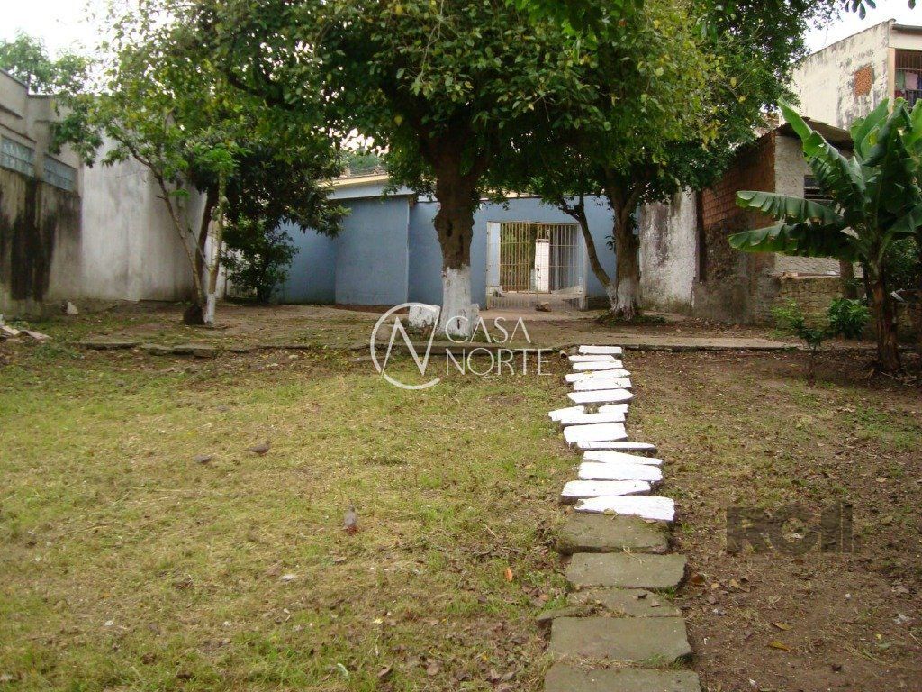 Casa à venda com 2 quartos, 1234m², 5 vagas, Rua Dário Totta no bairro Teresópolis em Porto Alegre