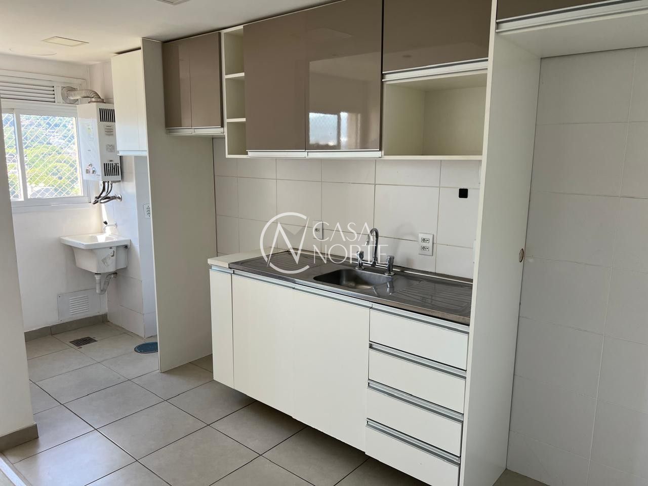 Apartamento à venda com 2 quartos, 62m², 1 suíte, 2 vagas, Rua Dário Totta no bairro Teresópolis em Porto Alegre