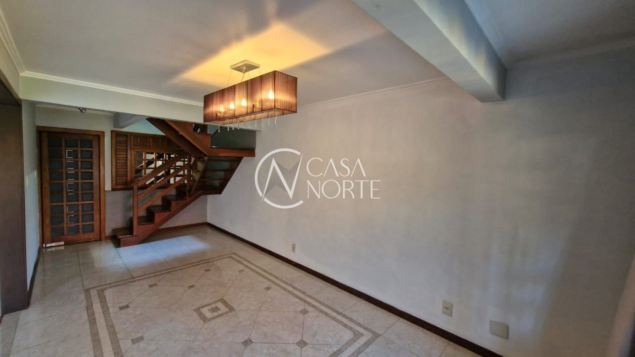 Casa de Condomínio à venda com 4 quartos, 122m², 2 suítes, 2 vagas, Avenida Juca Batista no bairro Ipanema em Porto Alegre