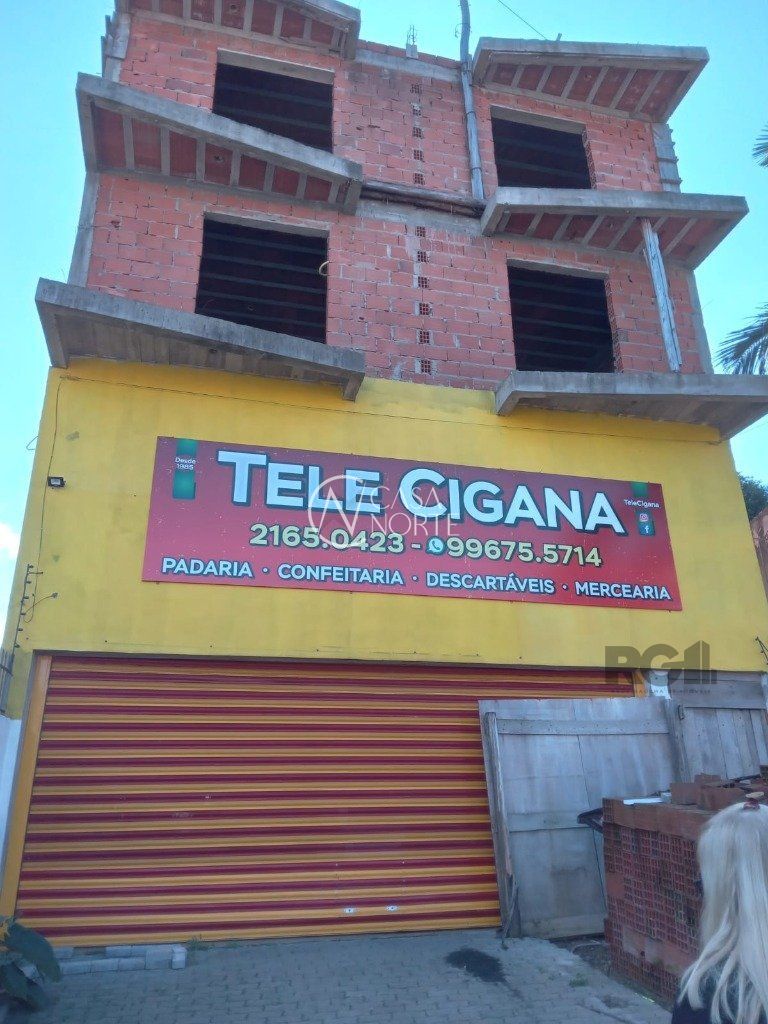 Casa Comercial à venda , 803m², Rua Coronel Neves no bairro Medianeira em Porto Alegre