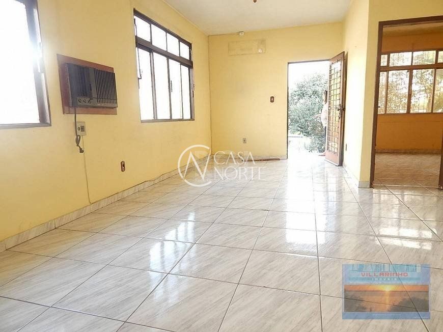 Casa à venda com 3 quartos, 120m², 5 vagas, Avenida Nonoai no bairro Nonoai em Porto Alegre