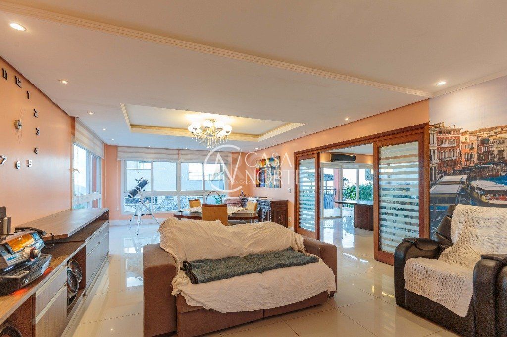 Casa à venda com 3 quartos, 498m², 3 suítes, 4 vagas, Rua Dona Lida Monteiro no bairro Teresópolis em Porto Alegre