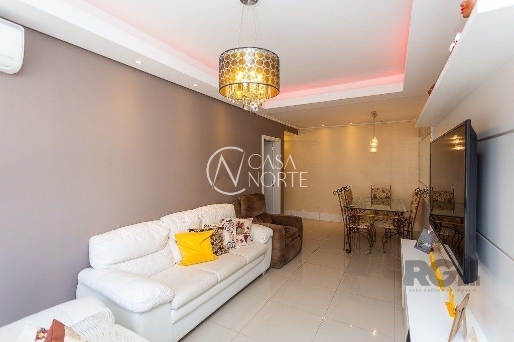 Apartamento à venda com 3 quartos, 107m², 1 suíte, Avenida Protásio Alves no bairro Rio Branco em Porto Alegre