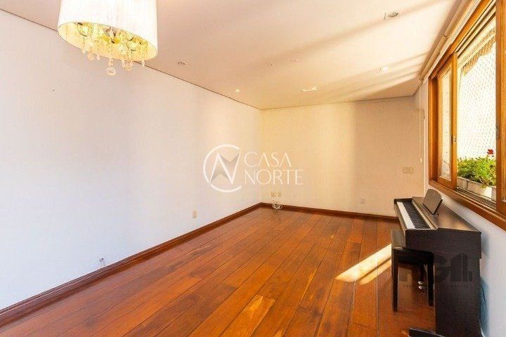 Cobertura à venda com 2 quartos, 128m², 1 vaga, Avenida Mariland no bairro Auxiliadora em Porto Alegre