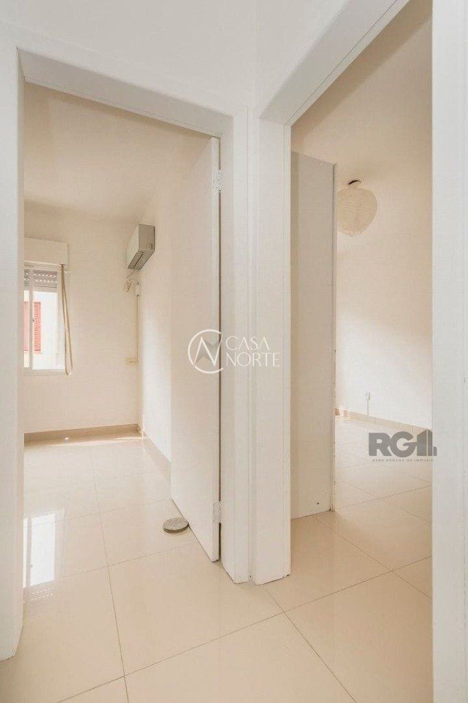 Apartamento à venda com 2 quartos, 75m², Avenida Ipiranga no bairro Praia de Belas em Porto Alegre