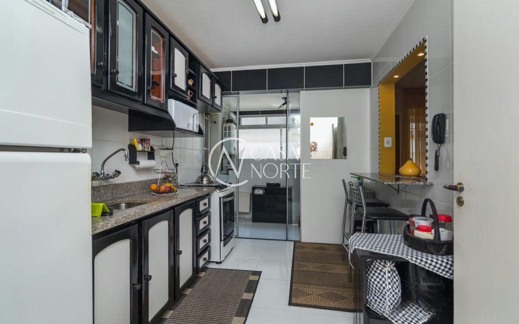 Apartamento à venda com 2 quartos, 79m², 1 suíte, 1 vaga, Rua Felicíssimo de Azevedo no bairro Higienópolis em Porto Alegre