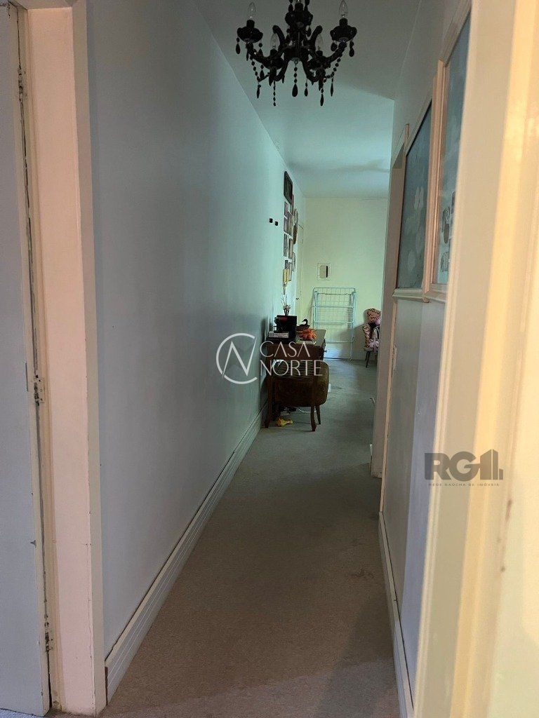 Apartamento à venda com 1 quarto, 43m², 1 vaga, Avenida Teresópolis no bairro Teresópolis em Porto Alegre