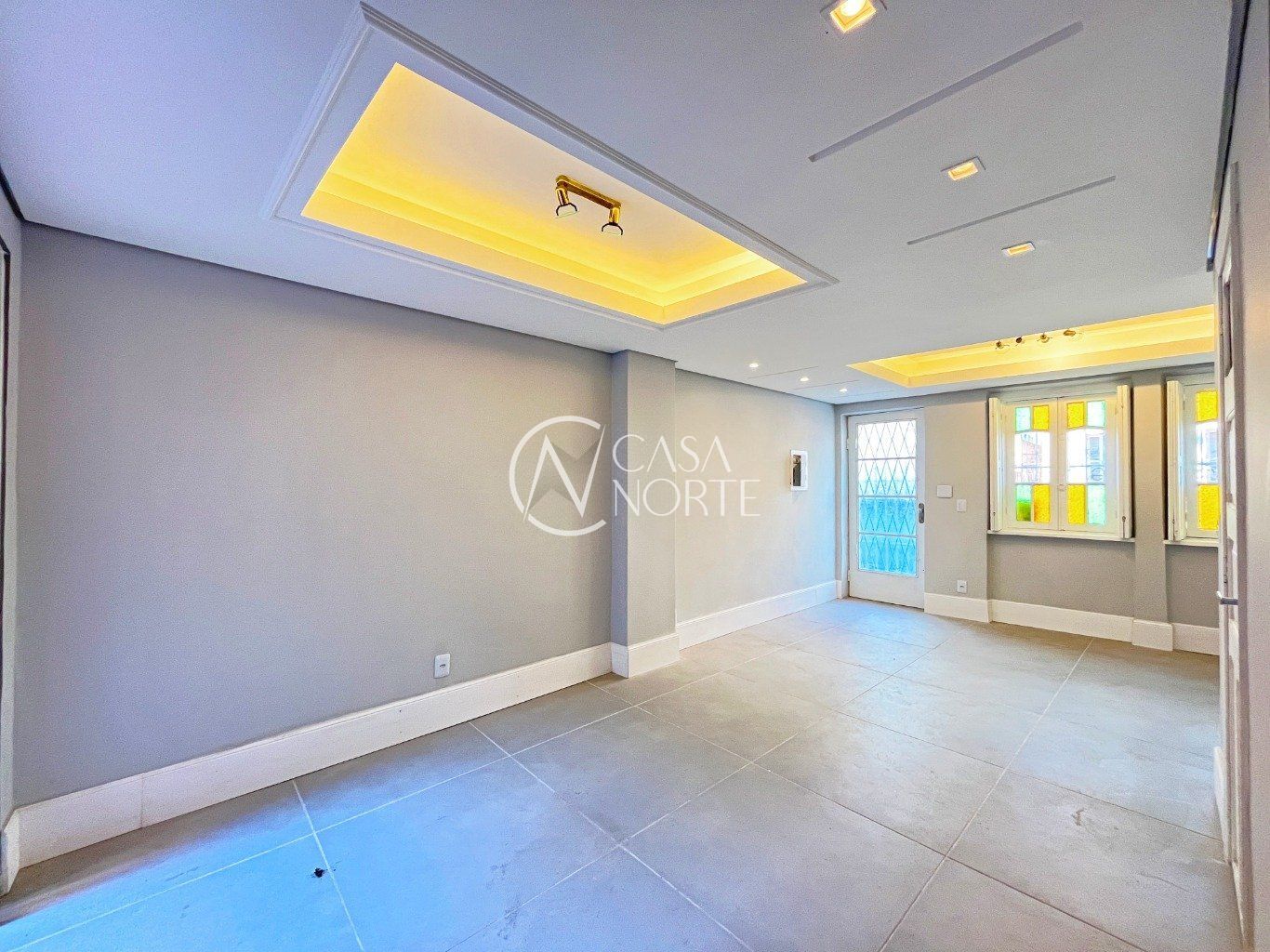 Casa à venda com 2 quartos, 106m², 2 suítes, Rua Luiz Afonso no bairro Cidade Baixa em Porto Alegre