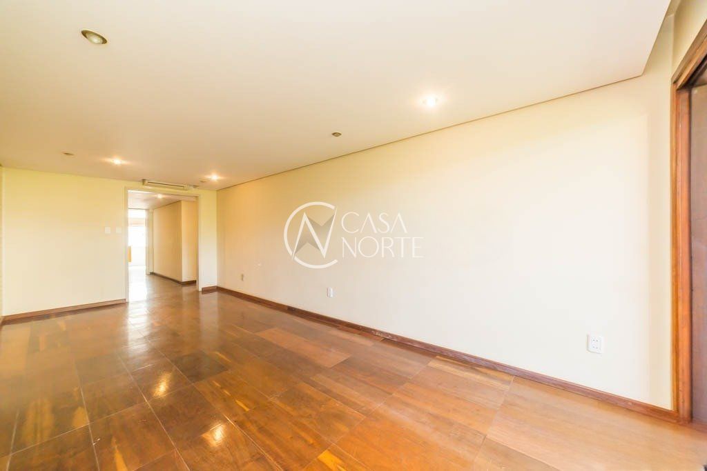 Apartamento à venda com 3 quartos, 116m², 1 suíte, 1 vaga, Avenida Carlos Gomes no bairro Auxiliadora em Porto Alegre