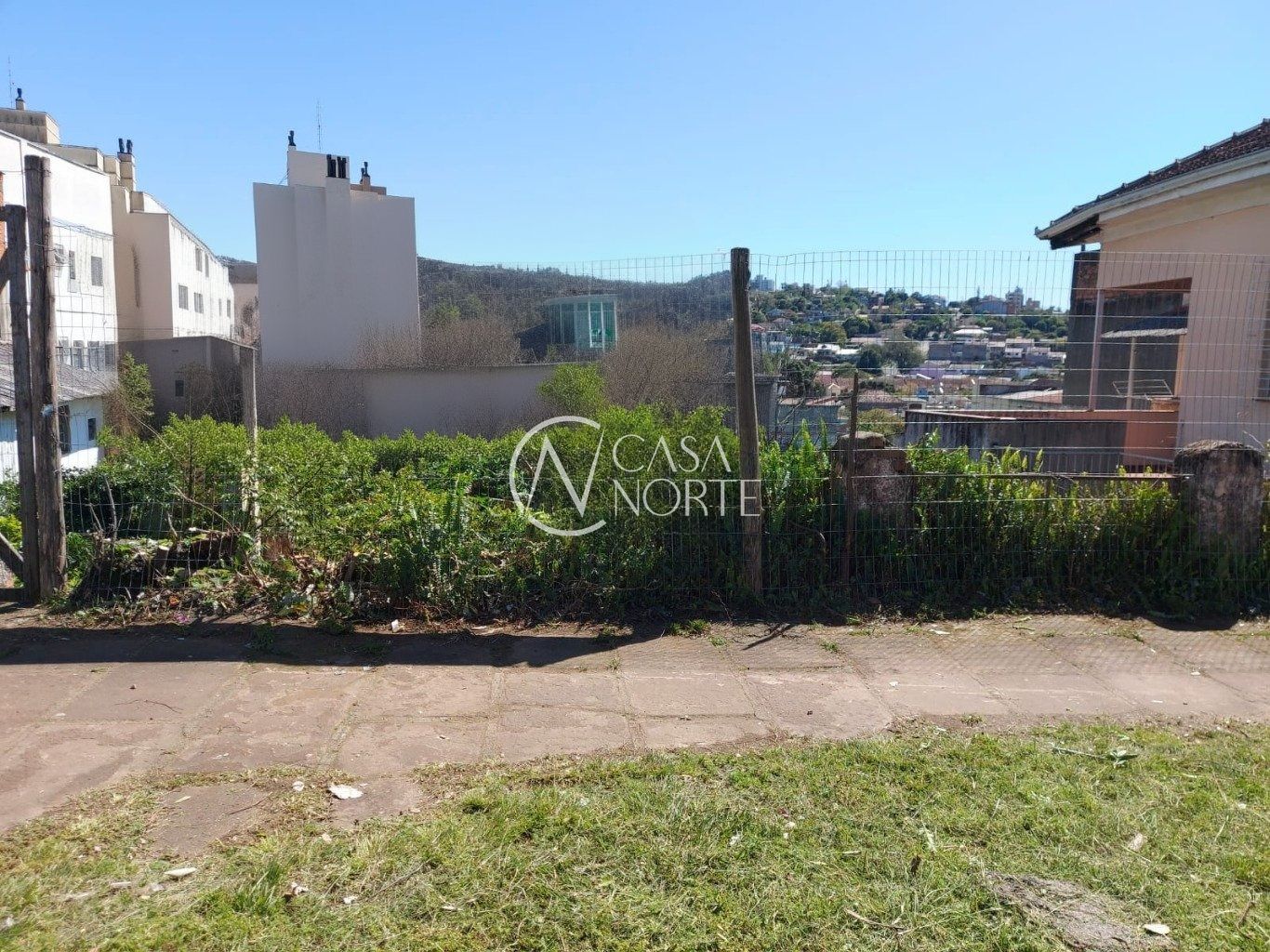Terreno à venda  com 624m², Rua Dom Vital no bairro Glória em Porto Alegre
