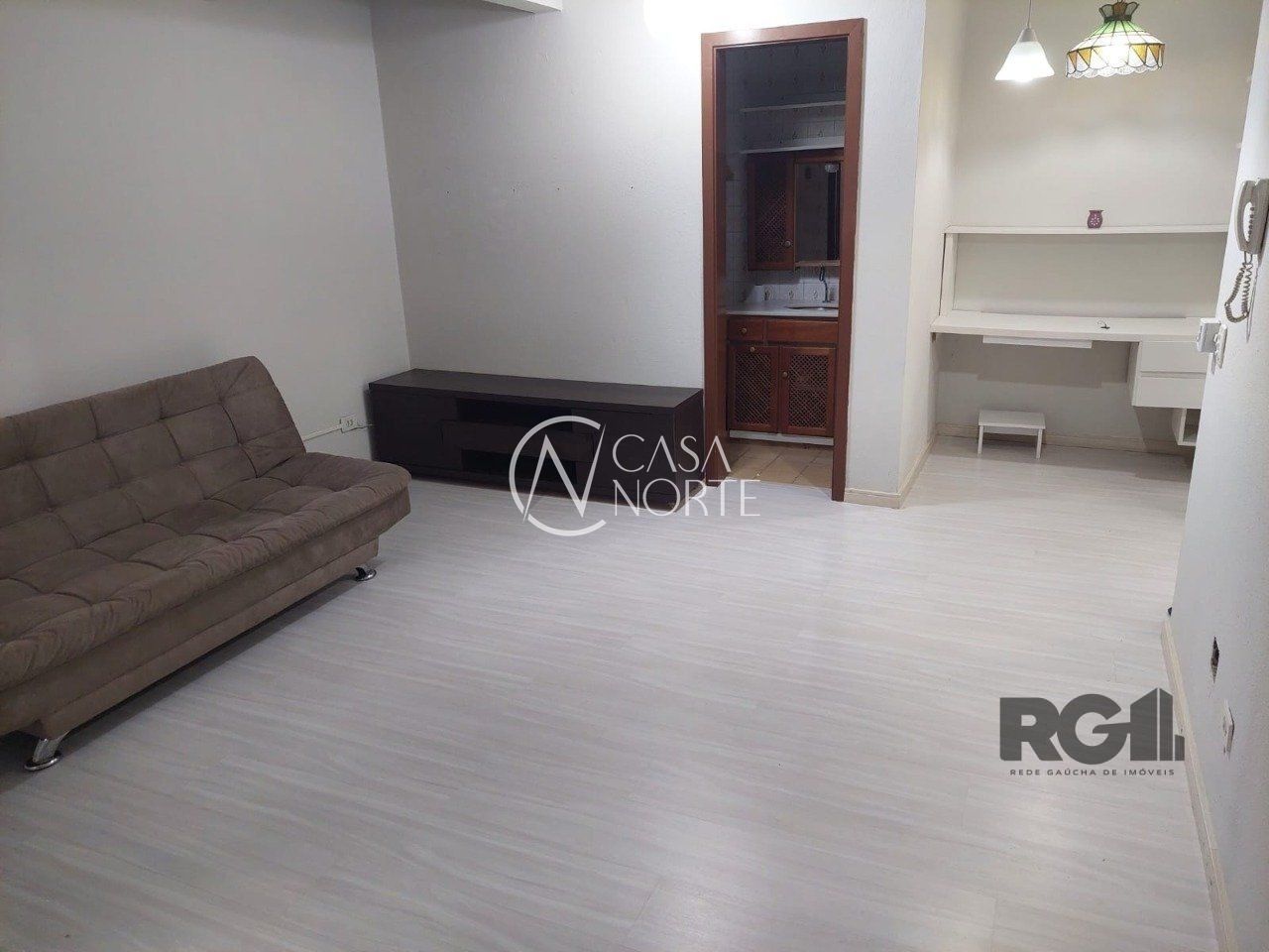 Kitnet à venda com 1 quarto, 35m², 1 vaga, Avenida Saturnino de Brito no bairro Vila Jardim em Porto Alegre