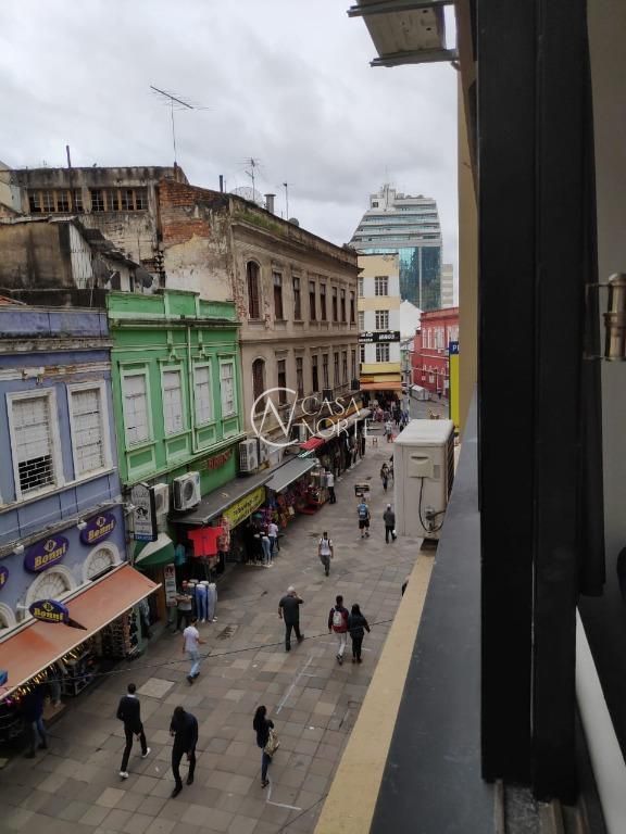 Sala Comercial à venda , 60m², Rua Vigario José Inácio no bairro Centro Histórico em Porto Alegre