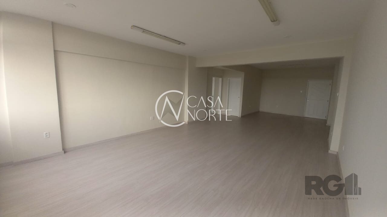 Sala Comercial à venda , 145m², Praça Osvaldo Cruz no bairro Centro Histórico em Porto Alegre