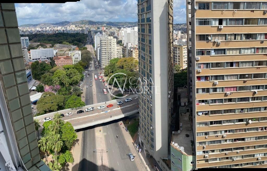 Apartamento à venda com 3 quartos, 100m², Avenida Senador Salgado Filho no bairro Centro Histórico em Porto Alegre