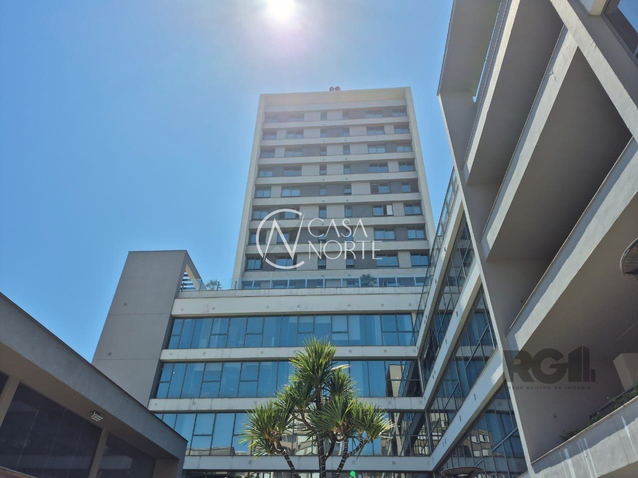 Duplex à venda com 1 quarto, 72m², 1 suíte, 2 vagas, Rua General Lima e Silva no bairro Cidade Baixa em Porto Alegre