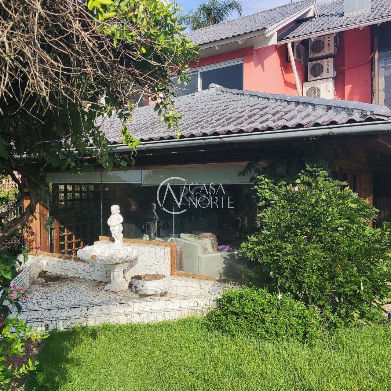 Casa à venda com 4 quartos, 1000m², 2 suítes, Rua Charruas no bairro Espírito Santo em Porto Alegre