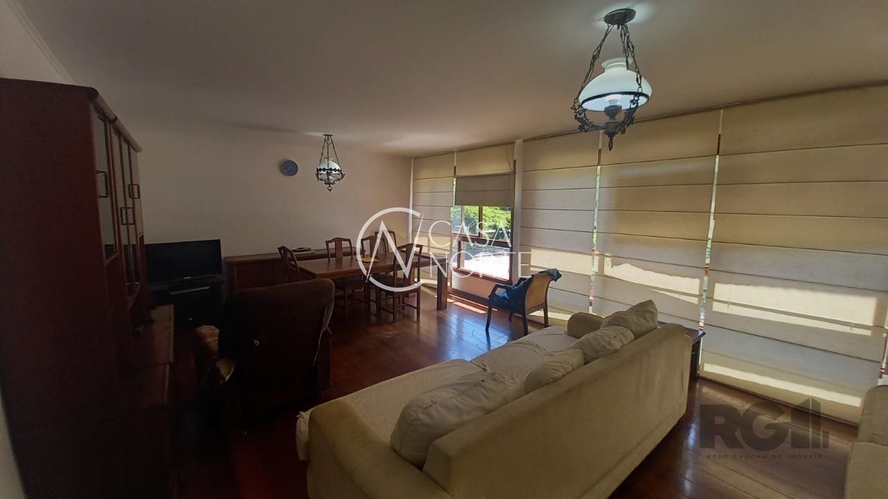 Apartamento à venda com 3 quartos, 140m², 1 suíte, 1 vaga, Rua Vicente Lopes dos Santos no bairro Menino Deus em Porto Alegre