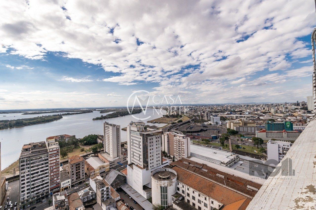 Sala Comercial à venda , 82m², Praça Osvaldo Cruz no bairro Centro Histórico em Porto Alegre