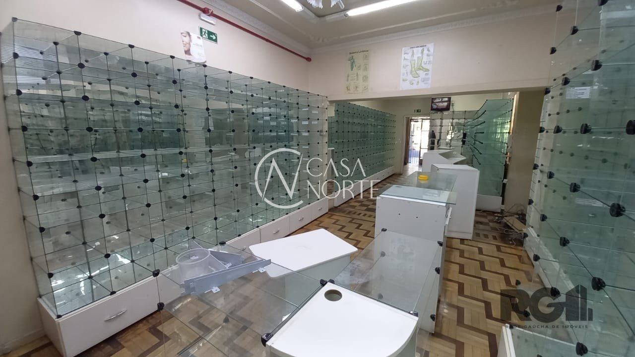 Prédio Comercial à venda com 10 quartos, 357m², 1 vaga, Rua Duque de Caxias no bairro Centro Histórico em Porto Alegre