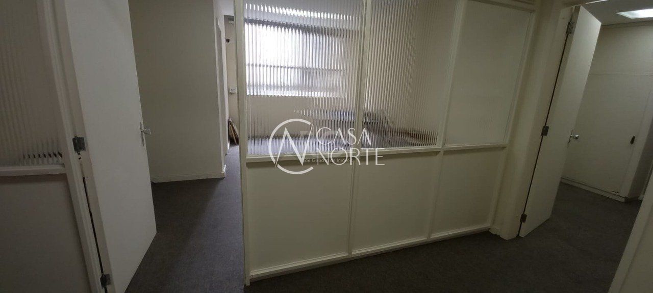 Sala Comercial à venda , 82m², Rua Doutor Flores no bairro Centro Histórico em Porto Alegre