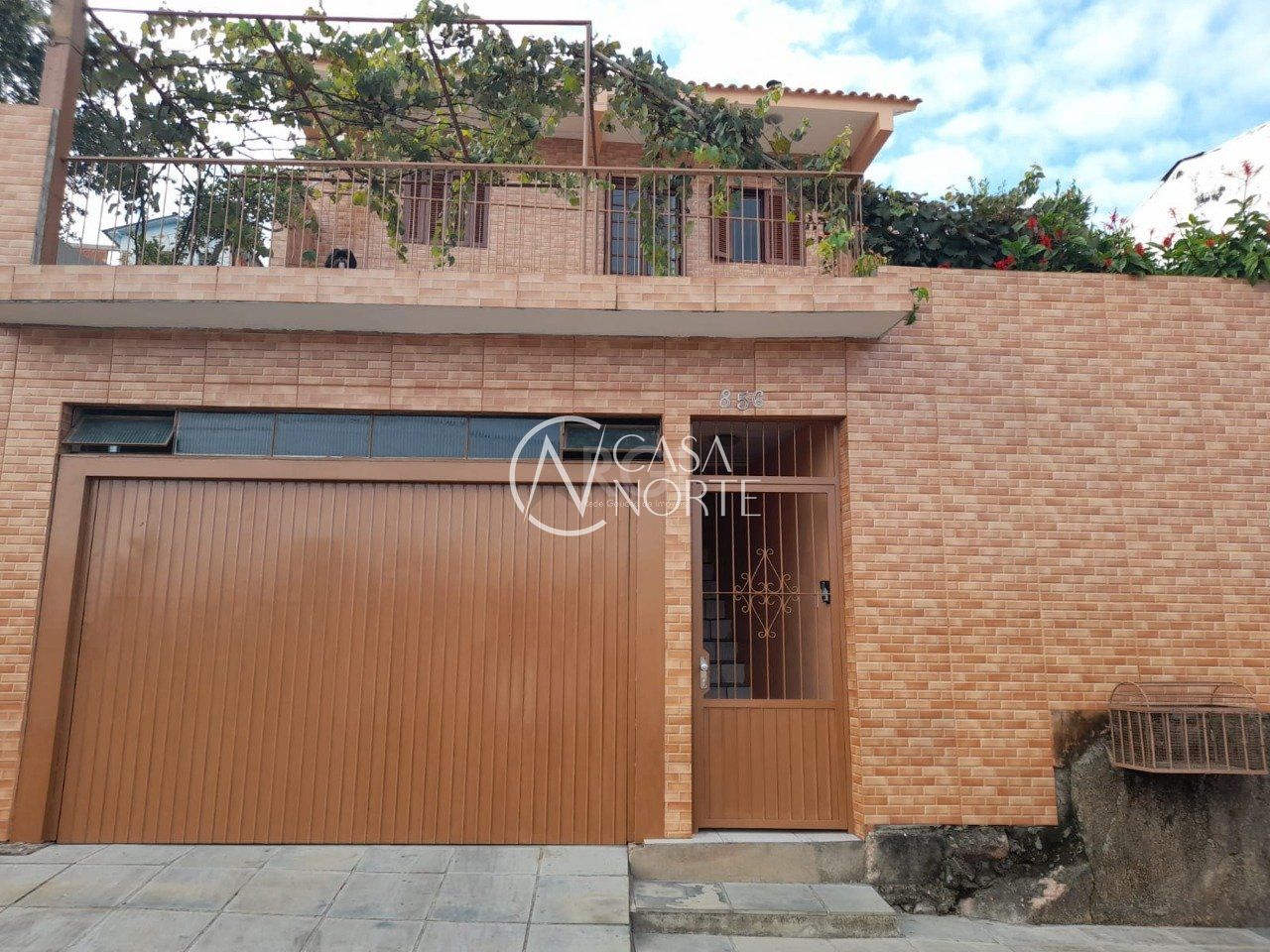 Casa à venda com 3 quartos, 100m², Avenida Renascenca no bairro Cascata em Porto Alegre