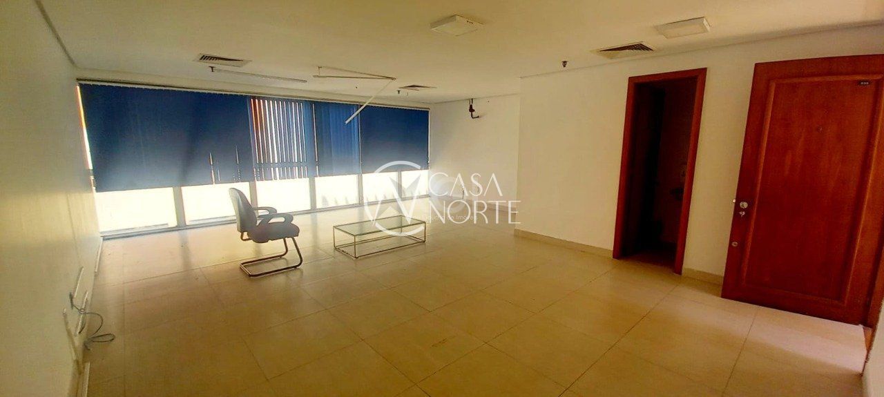 Sala Comercial à venda , 47m², Rua Chaves Barcelos no bairro Centro Histórico em Porto Alegre