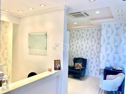 Sala Comercial à venda , 76m², Rua Vinte e Quatro de Outubro no bairro Moinhos de Vento em Porto Alegre