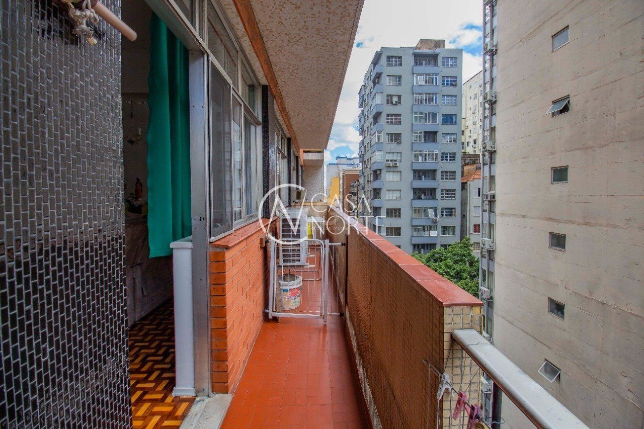 Apartamento à venda com 2 quartos, 140m², Rua Vigario José Inácio no bairro Centro Histórico em Porto Alegre