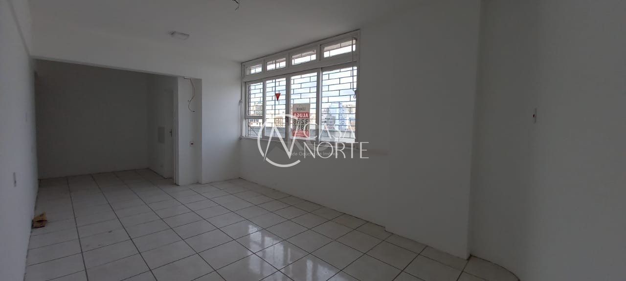 Sala Comercial à venda com 1 quarto, 30m², Praça Osvaldo Cruz no bairro Centro Histórico em Porto Alegre