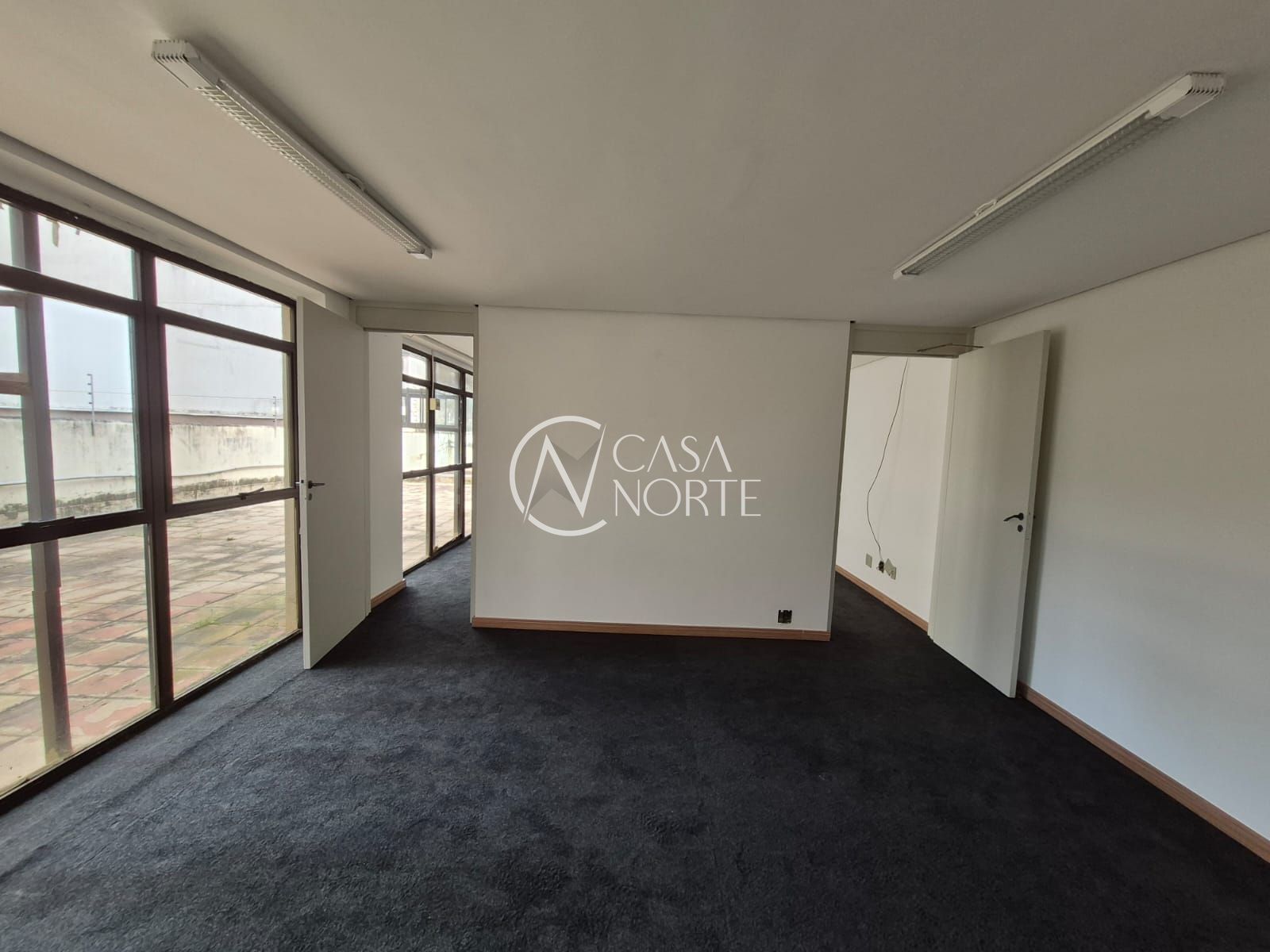 Conjunto Comercial à venda com 2 quartos, 50m², Rua Doutor Florêncio Ygartua no bairro Moinhos de Vento em Porto Alegre