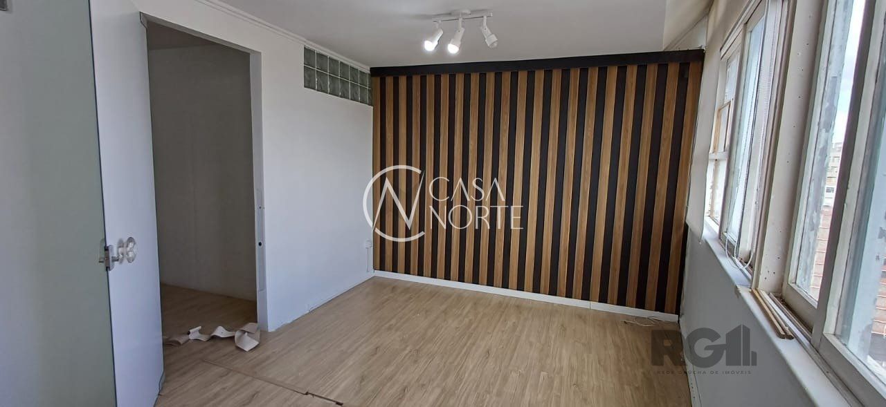 Sala Comercial à venda , 50m², Praça Osvaldo Cruz no bairro Centro Histórico em Porto Alegre