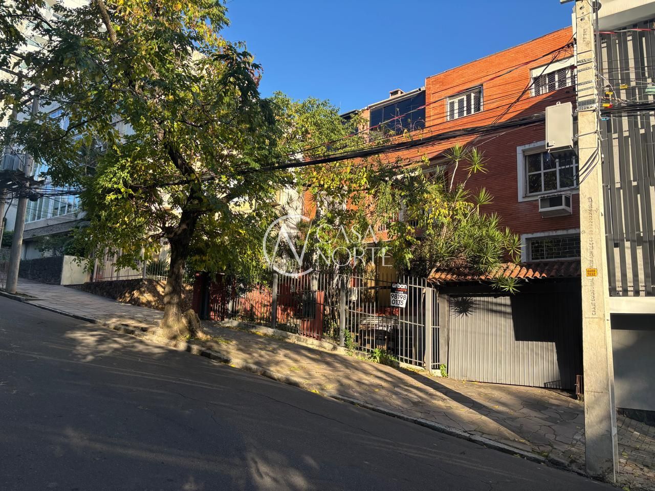 Apartamento à venda com 2 quartos, 107m², 1 vaga, Rua Dona Laura no bairro Rio Branco em Porto Alegre