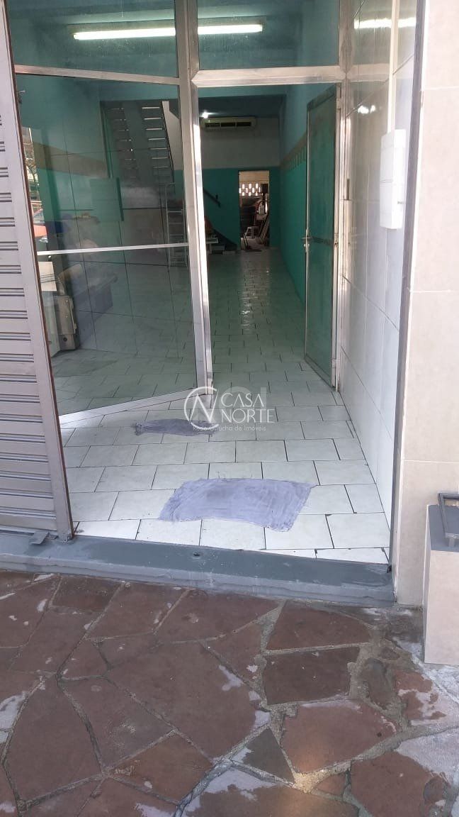 Loja à venda , 159m², Avenida Benjamin Constant no bairro São João em Porto Alegre