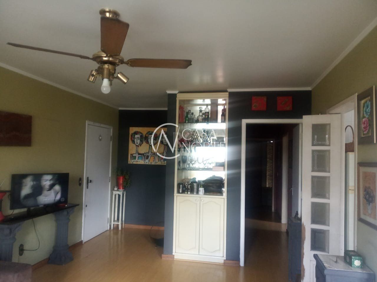 Apartamento à venda com 3 quartos, 96m², 1 suíte, 1 vaga, Rua Santa Tecla no bairro Jardim Lindóia em Porto Alegre