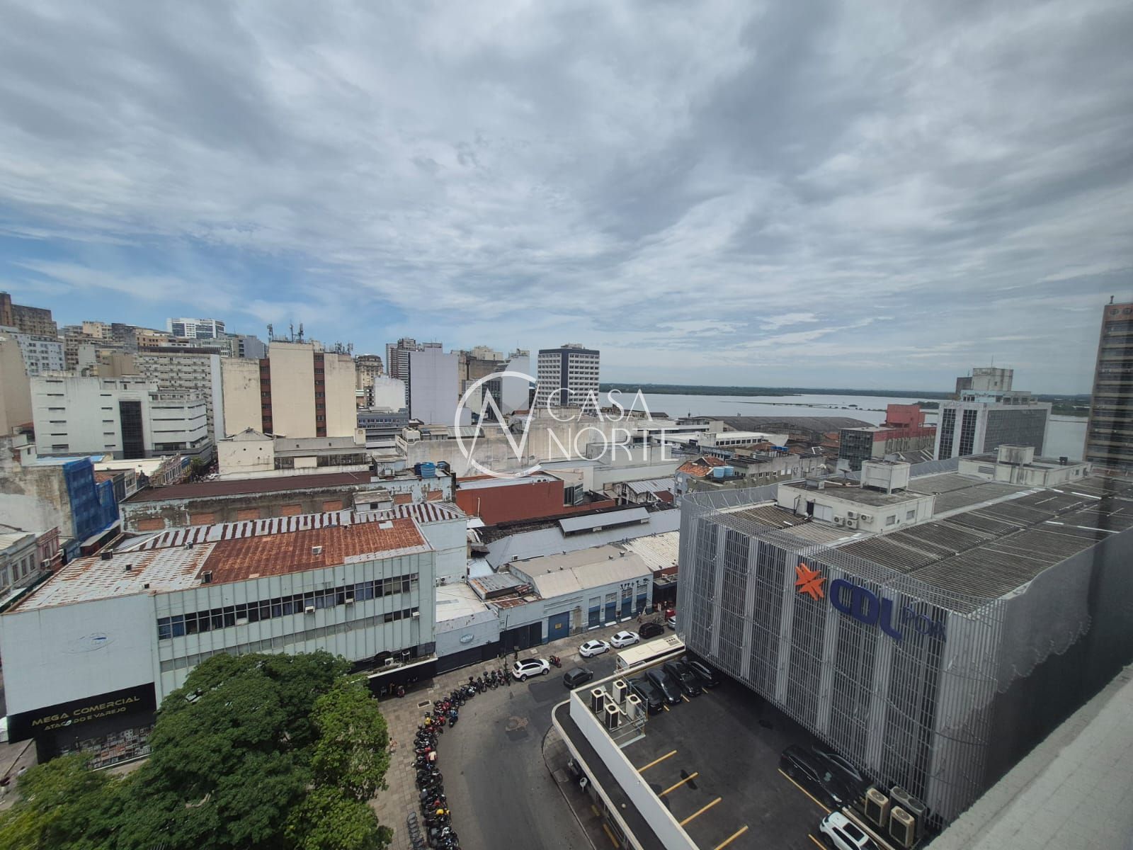 Conjunto Comercial à venda com 3 quartos, 121m², Praça Osvaldo Cruz no bairro Centro Histórico em Porto Alegre