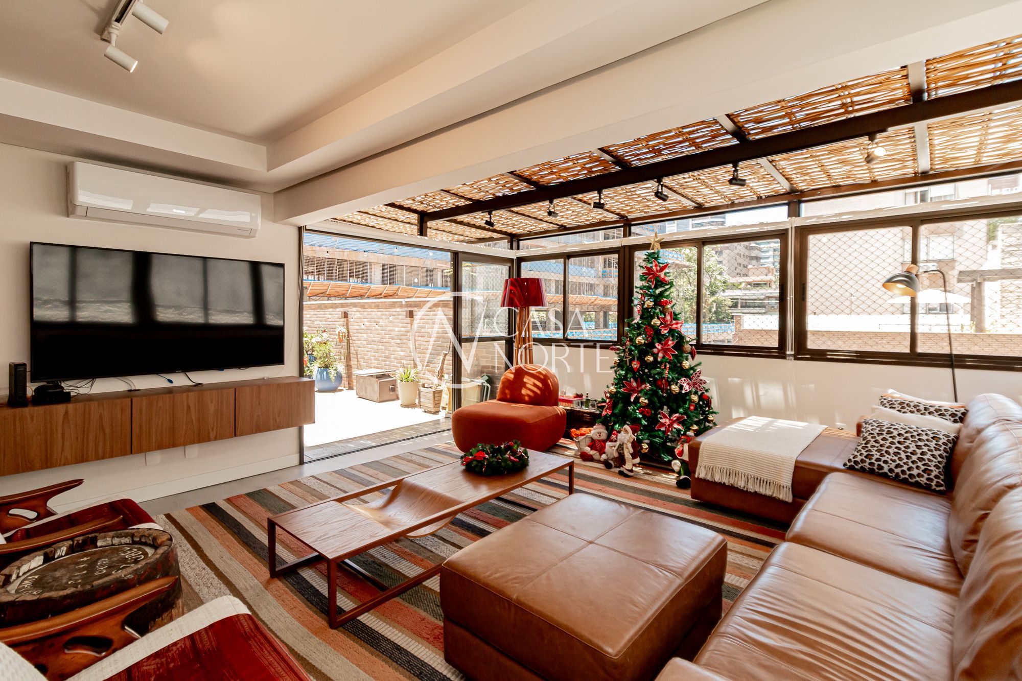 Apartamento Garden à venda com 2 quartos, 146m², 2 suítes, 2 vagas, Rua Artur Rocha no bairro Mont Serrat em Porto Alegre