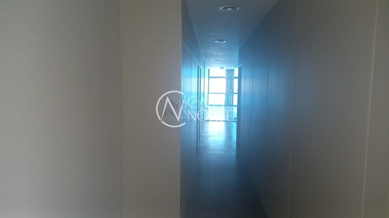 Sala Comercial à venda , 234m², Rua Siqueira Campos no bairro Centro Histórico em Porto Alegre