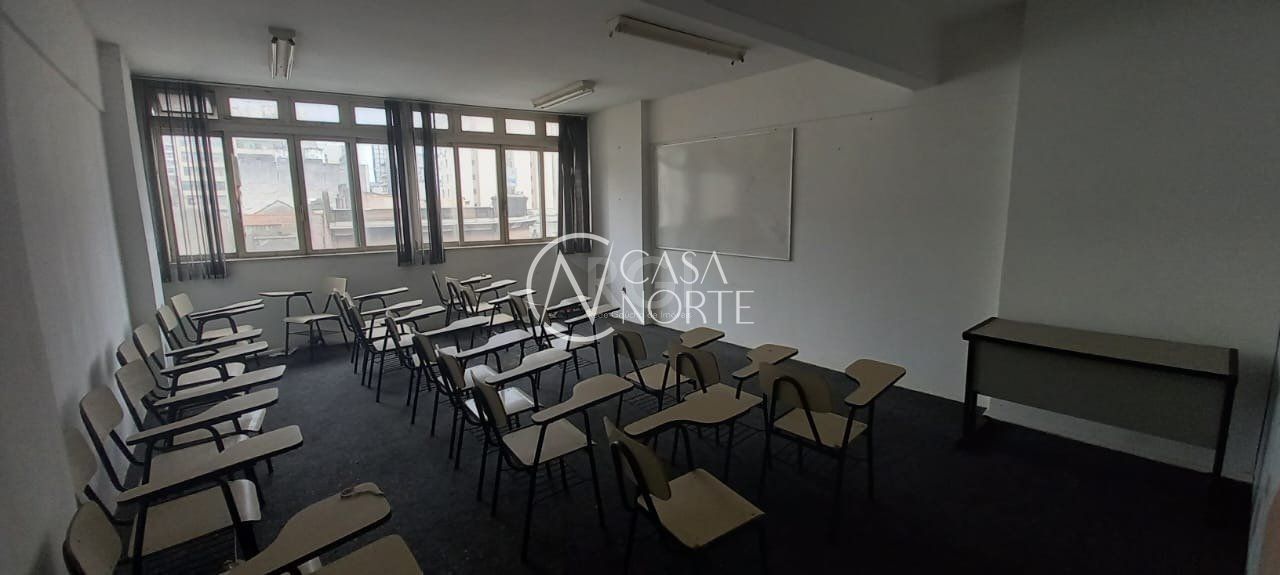 Sala Comercial à venda , 56m², Praça Osvaldo Cruz no bairro Centro Histórico em Porto Alegre