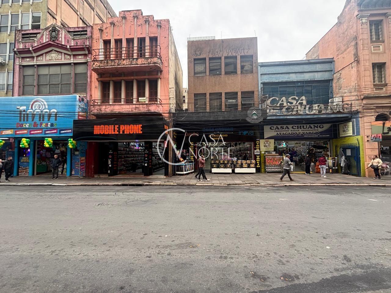 Loja à venda com 1 quarto, 2000m², Rua Voluntários da Pátria no bairro Centro Histórico em Porto Alegre