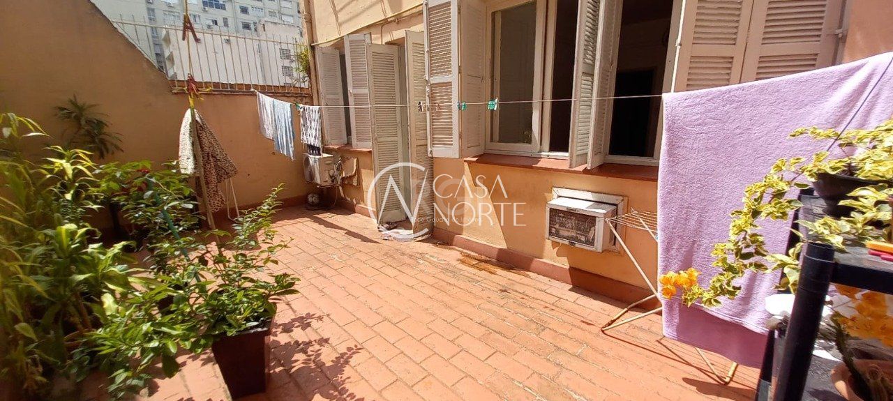 Apartamento à venda com 3 quartos, 104m², Rua Jeronimo Coelho no bairro Centro Histórico em Porto Alegre