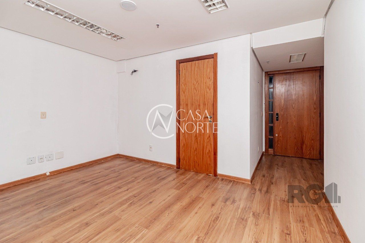 Sala Comercial à venda , 45m², Rua Riachuelo no bairro Centro Histórico em Porto Alegre
